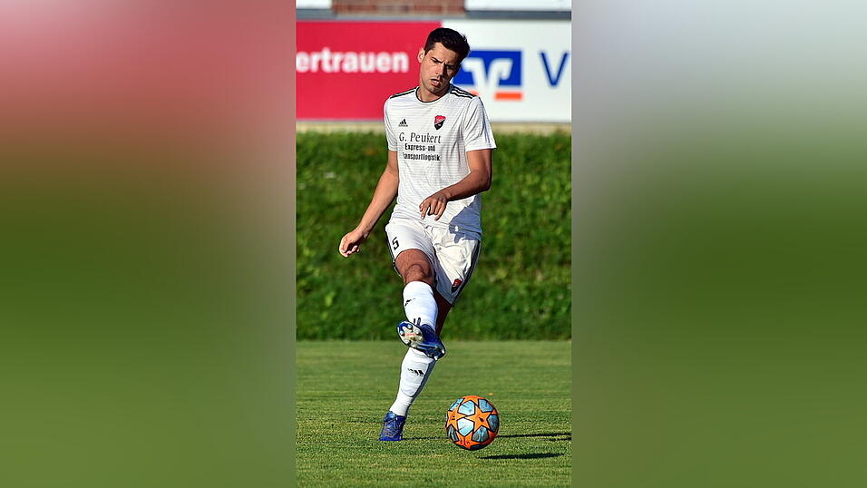 Seebachs Kilian Schwarzmüller gelang im letzten Spiel gegen die SpVgg Lam beim 4:1-Erfolg binnen acht Minuten ein Hattrick.
