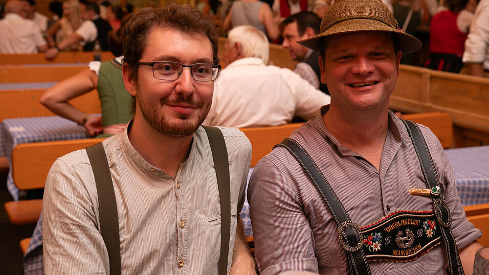Die Partybilder vom Mittwoch, 13. August, aus dem Festzelt Greindl. Die Partybilder vom Mittwoch, 13. August, aus dem Festzelt Greindl.