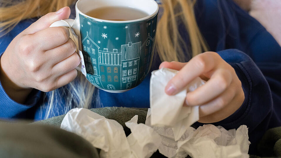 Bei einer Erk&auml;ltung helfen oft schon Kleinigkeiten wie eine Tasse Tee.