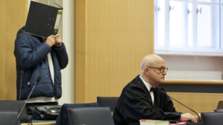 Wegen Mordes muss der 37-Jährige aus Neutraubling lebenslang hinter Gitter. (Archivbild)