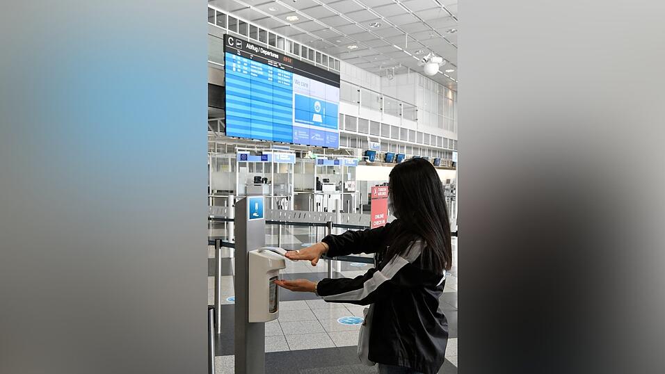 Unter strengen Hygiene- und Abstandsregeln ist es ab jetzt wieder m&ouml;glich, am Terminal 1 des Flughafens Franz Josef Strau&szlig; einzuchecken.