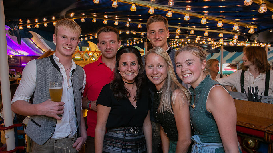 Die Partybilder von Sonntag, 21. August 2022, aus dem Festzelt Wenisch.
