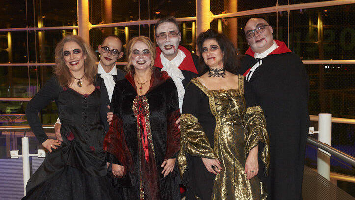 Die Narren waren bester Stimmung und hatten sich allesamt kreative Kostüme ausgesucht. Die Narren waren bester Stimmung und hatten sich allesamt kreative Kostüme ausgesucht.