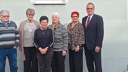 Wurde für die nächsten zwei Jahre bestätigt: Die Vorstandschaft der KAB Rötz. (Von links) Franz Reindl, Beate Sturm, Rosi Kunert, Johanna Kiesl, Gertraud Schmid, Günther Hofmann.
