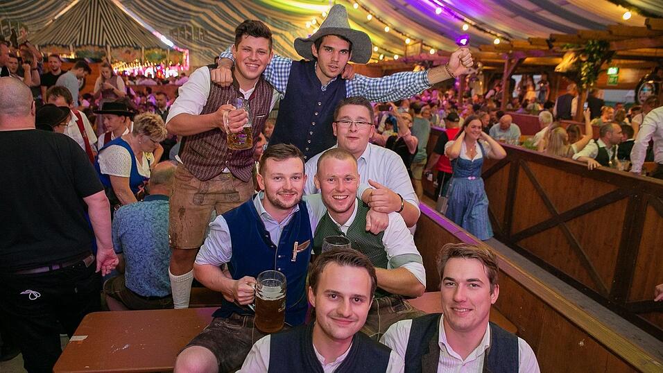 Die Partybilder vom Freitag, 12. August 2022, aus dem Festzelt Wenisch.