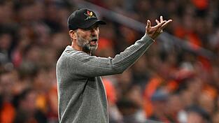 Jürgen Klopp reist erst am Spieltag mit der DFB-Elf zur Partie gegen Griechenland nach Augsburg. Jürgen Klopp reist erst am Spieltag mit der DFB-Elf zur Partie gegen Griechenland nach Augsburg.