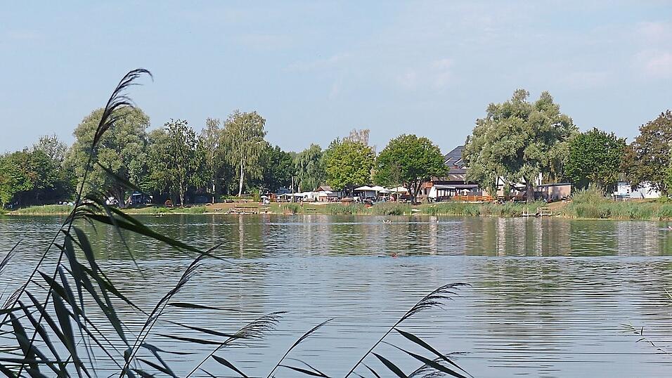 Auch am Mossandl-Weiher kann man sich jederzeit erfrischen. Auch am Mossandl-Weiher kann man sich jederzeit erfrischen.