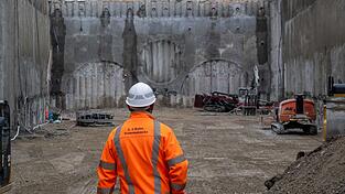 Bei den maschinellen Tunnelbauarbeiten stehen zunächst nur Rettungs- und Erkundungsstollen auf dem Programm. (Archivbild)