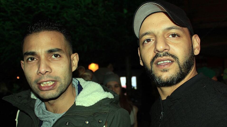 Bei einem schweren Unfall in der Gemeinde Frontenhausen sind zwei Menschen verletzt worden. Bei einem schweren Unfall in der Gemeinde Frontenhausen sind zwei Menschen verletzt worden.