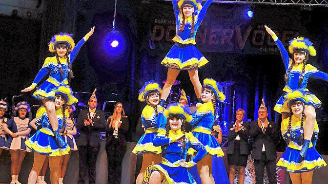 Bogener Faschingsgarde. Bogener Faschingsgarde.