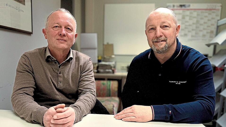 &bdquo;Man muss gemeinsam schauen, dass man dieses Projekt ins Laufen bekommt&ldquo;, richtet sich Thomas Ro&szlig;mann (50, rechts) in Sachen Hallenbad an die Nachbarkommunen. Zusammen mit Josef Gschwendtner (62) belegt er die ersten beiden Listenpl&auml;tze der R&auml;nkamer W&auml;hlergemeinschaft.