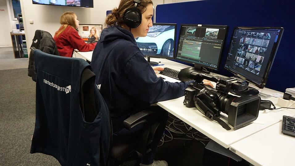 Das Videomaterial muss zu einem Beitrag geschnitten werden.