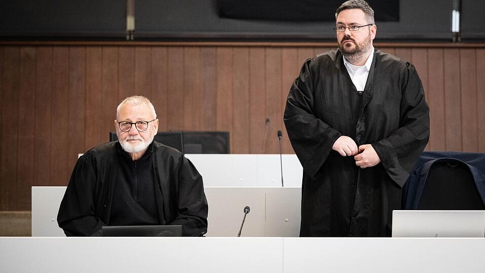 Auch die Nebenklage ist &uuml;berzeugt von der Schuld der Angeklagten.