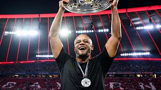 Bayern-Trainer Vincent Kompany will mit dem FC Bayern wieder Meister werden.