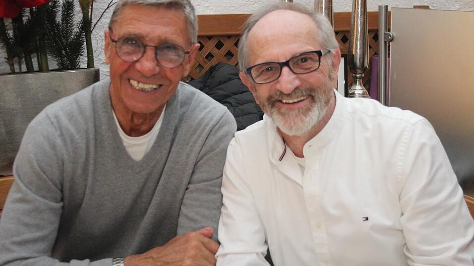 In der Landshuter Weinstube Isarklause fand am Samstag eine Schlagerparty statt. In der Landshuter Weinstube Isarklause fand am Samstag eine Schlagerparty statt.