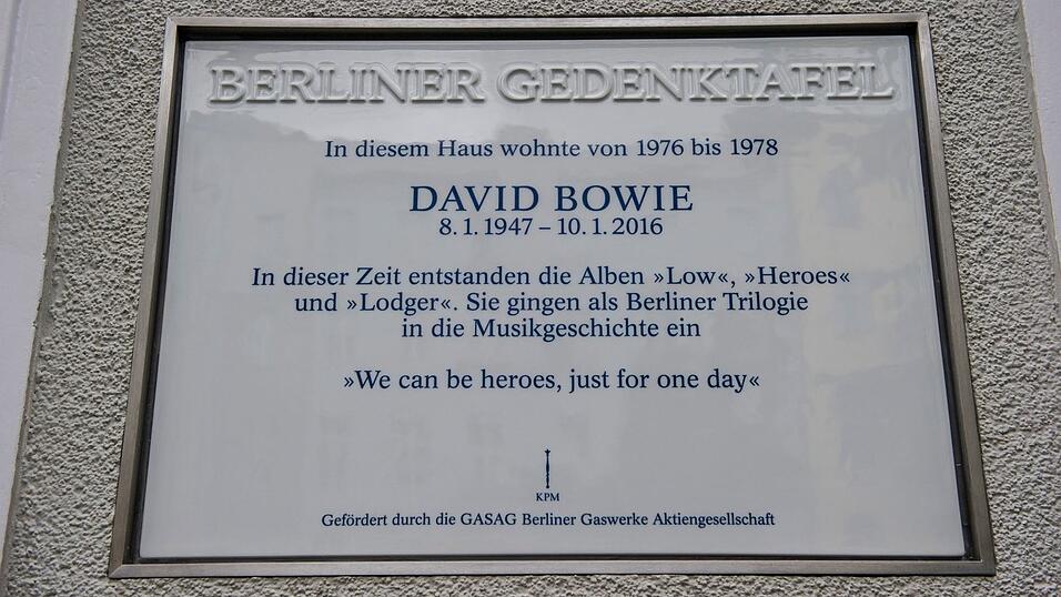 Die «Berliner Gedenktafel» zu Ehren Bowie in der Hauptstraße in Berlin-Schöneberg. (Archivbild) Die «Berliner Gedenktafel» zu Ehren Bowie in der Hauptstraße in Berlin-Schöneberg. (Archivbild)