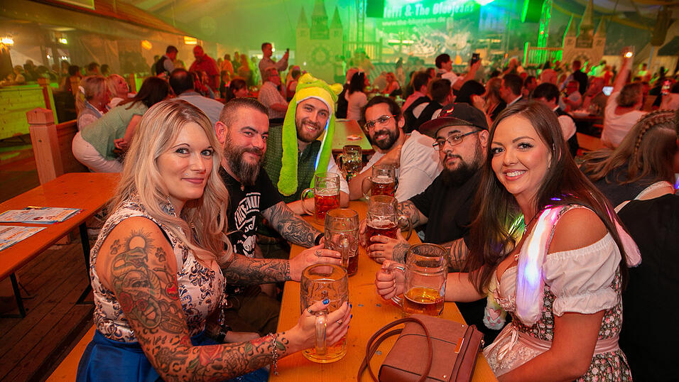 Die Partybilder von Montag, 22. August 2022, aus dem Festzelt Reisinger. 