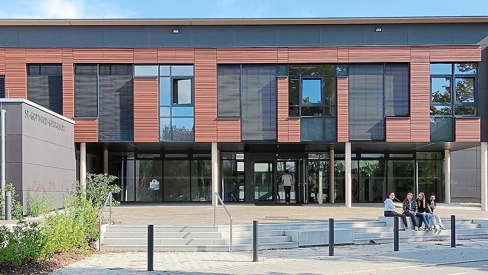 Das St.-Gotthard-Gymnasium ist das gr&ouml;&szlig;te Ganztagsgymnasium in Niederbayern mit einem seit Jahren bew&auml;hrten Schulkonzept.