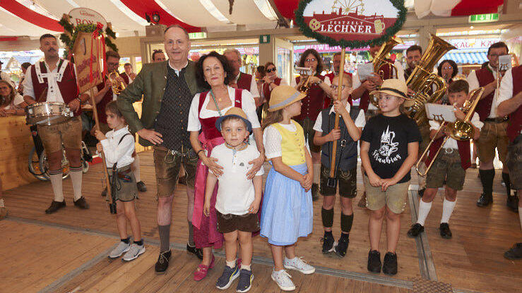 Die Partybilder vom Freitag, 8. August, aus dem Festzelt Lechner. Die Partybilder vom Freitag, 8. August, aus dem Festzelt Lechner.