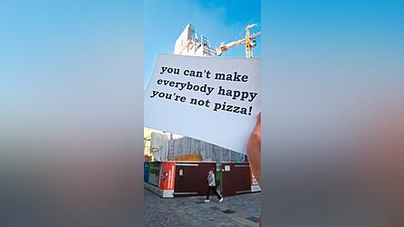 Wer als B&uuml;rgermeister ins Rathaus einziehen wird, muss sich klar sein, dass er nicht alle Menschen gl&uuml;cklich machen kann, das schafft nur ein St&uuml;ck Pizza.