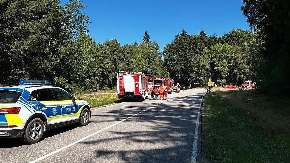 Die Kreuzung war für längere Zeit gesperrt. Die Kreuzung war für längere Zeit gesperrt.