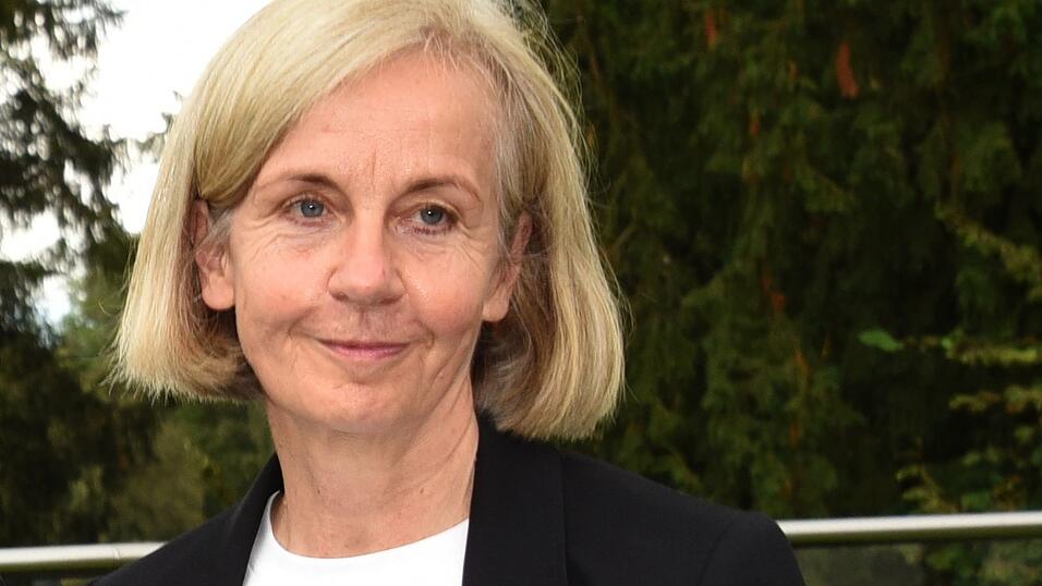 Politikwissenschaftlerin Ursula Münch sieht nicht nur die CSU unter Druck - die gesamte Union sei durch die AfD herausgefordert wie nie. (Archivbild)