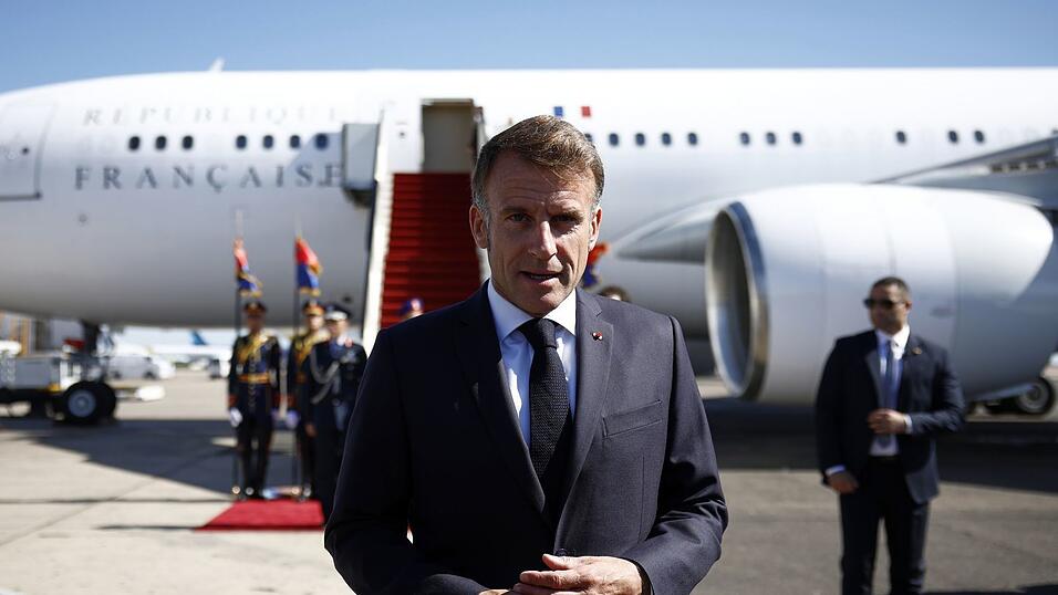 Macron ruft die Parteien auf, auf Stabilität hinzuarbeiten.