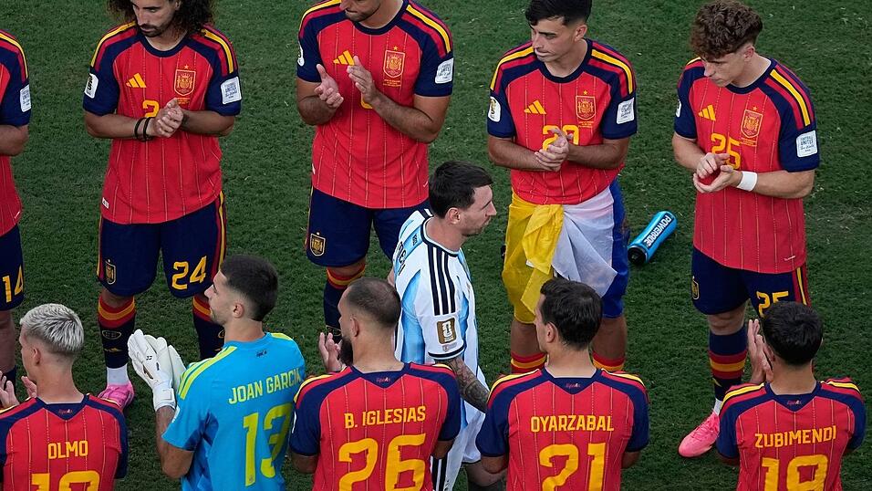 Messis letzter Gang im Nationaltrikot: Er tritt zur&uuml;ck aus der argentinischen Auswahl. (Archivbild)
