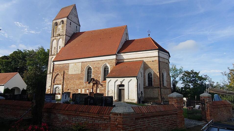 Die Filialkirche St. Johannes in Usterling wird mit 10.700 Euro unterstützt. Die Filialkirche St. Johannes in Usterling wird mit 10.700 Euro unterstützt.