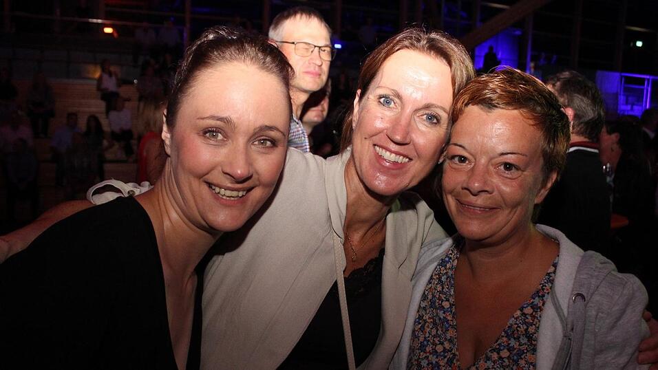 Auf der Eskara &Uuml;30-Party in Essenbach war wieder viel los.