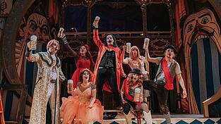 Das Wiesn-Musical wurde ausgerechnet in Berlin uraufgeführt. Das Wiesn-Musical wurde ausgerechnet in Berlin uraufgeführt.