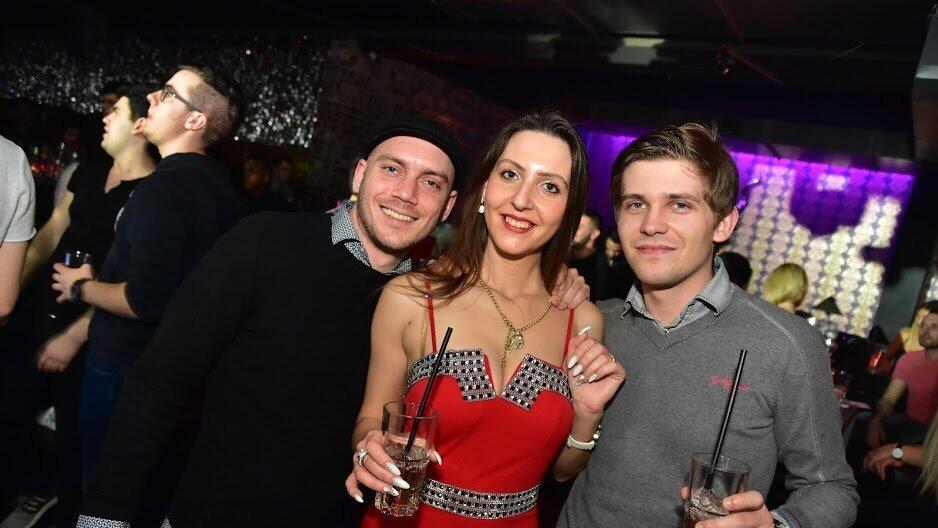 Partyfeeling pur auch am Freitag im Stars Landshut. Die DJs gaben Vollgas, auf der Tanzfl&auml;che und am Tresen herrschte Hochkonjunktur.