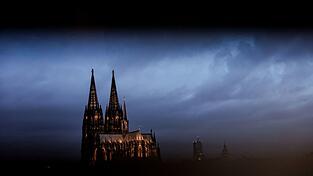 Die Finanzierung des Kölner Doms ist immer wieder Thema. (Symbolbild) Die Finanzierung des Kölner Doms ist immer wieder Thema. (Symbolbild)