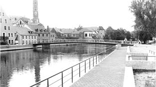 Auf dem Isarsteg war es zu einer verhängnisvollen Begegnung gekommen, bei der ein Mann erstochen wurde. Auf dem Isarsteg war es zu einer verhängnisvollen Begegnung gekommen, bei der ein Mann erstochen wurde.