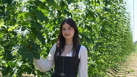 Für Franziska Mitterhuber stehen der Hopfen und die Hallertau nicht nur für gutes Bier, sondern auch für Zusammenhalt, Heimat und echte Tradition.