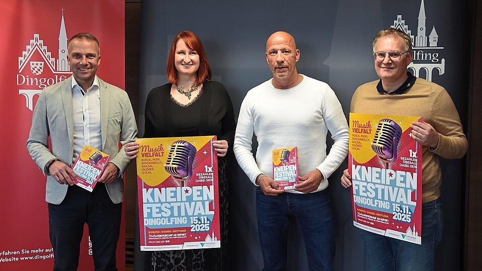 Das Organisationsteam, zu dem Armin Grassinger (von links), Corinna Schwimmbeck (Stadtmarketing), Rudolf Schwarz und Martin Widbiller gehören, will das Revival zum Erfolg machen.