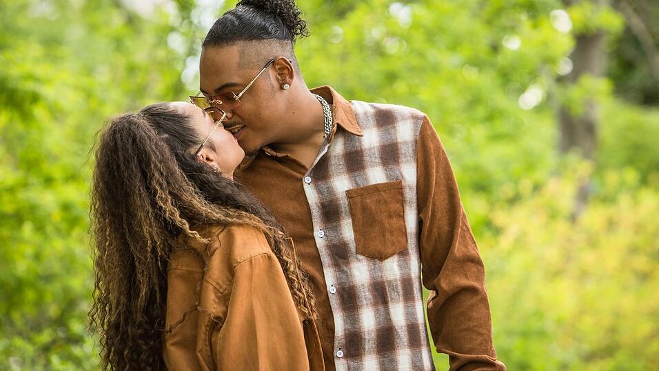 Um Beziehungsprobleme zu lösen, muss man die Bedürfnisse des anderen kennen und ernst nehmen.