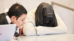 An die Tat selbst kann sich die Angeklagte eigenen Angaben nach nicht erinnern.