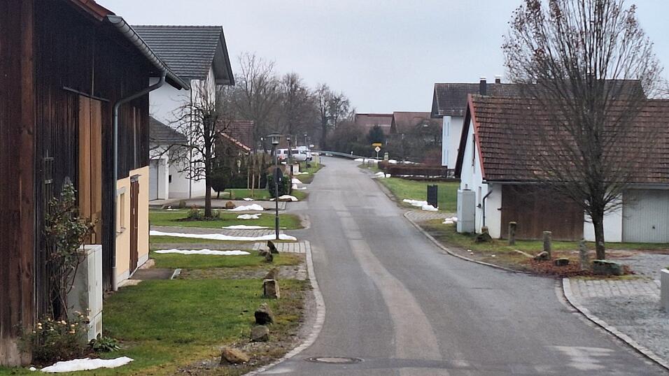 Nach Beschreibung des Restaurantbesitzers waren die mit Kot beschmierten Autos entlang dieser Stra&szlig;e geparkt.