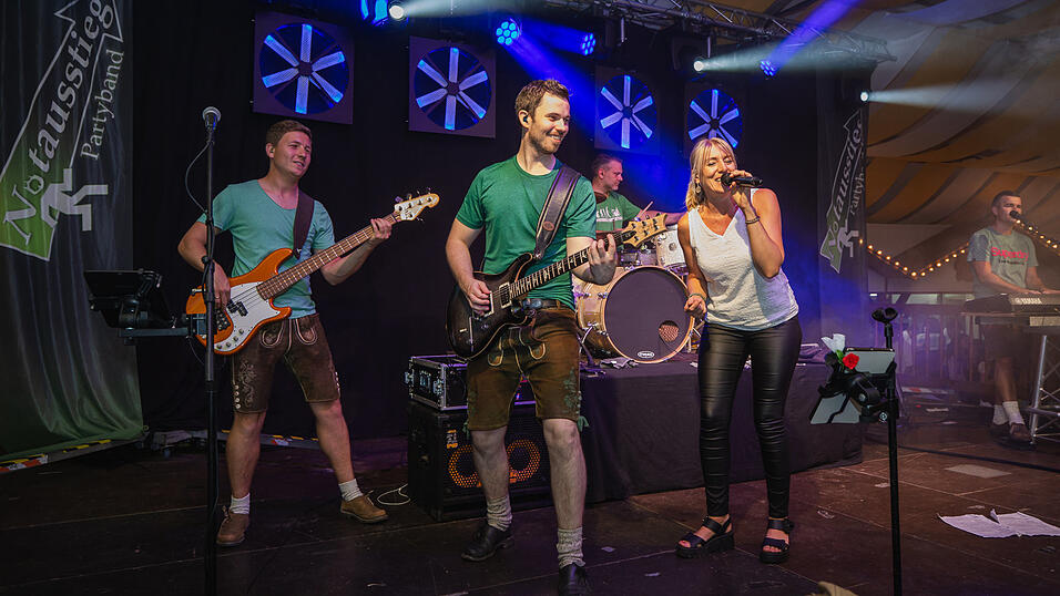Die Partybilder vom Sonntag, 18. August, aus dem Festzelt Nothaft. Die Partybilder vom Sonntag, 18. August, aus dem Festzelt Nothaft.