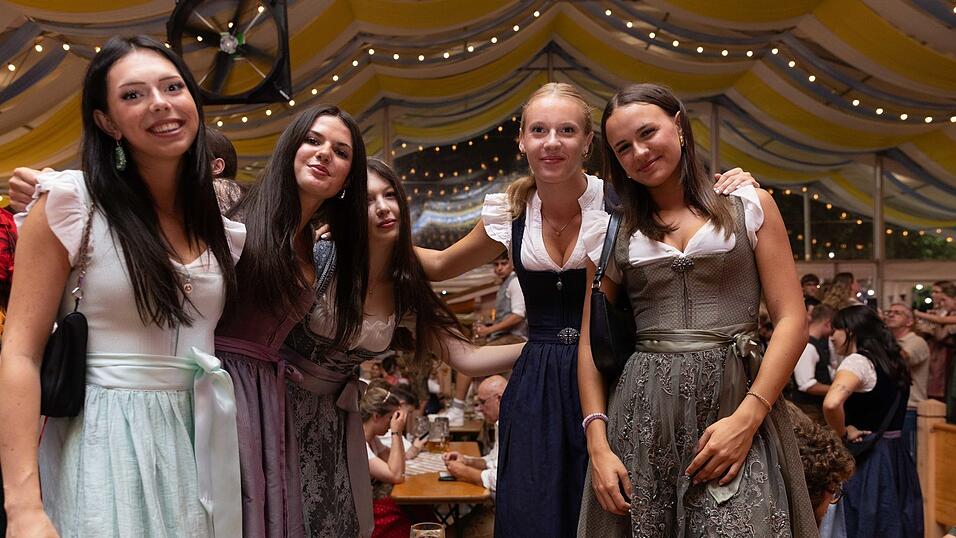 Die Partybilder vom Freitag, 7. August, aus dem Festzelt Reisinger. Die Partybilder vom Freitag, 7. August, aus dem Festzelt Reisinger.