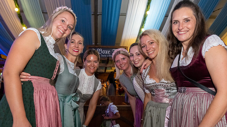 Die Partybilder vom Sonntag, 13. August 2023, aus dem Festzelt Wenisch. Die Partybilder vom Sonntag, 13. August 2023, aus dem Festzelt Wenisch.