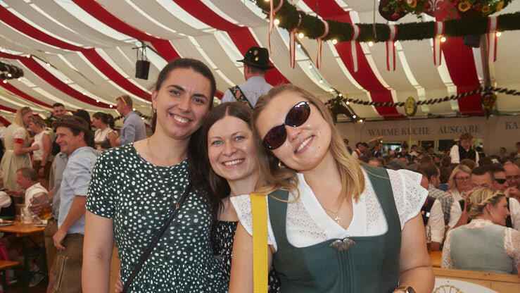 Die Partybilder vom Samstag, 9. August, aus dem Festzelt Lechner. Die Partybilder vom Samstag, 9. August, aus dem Festzelt Lechner.