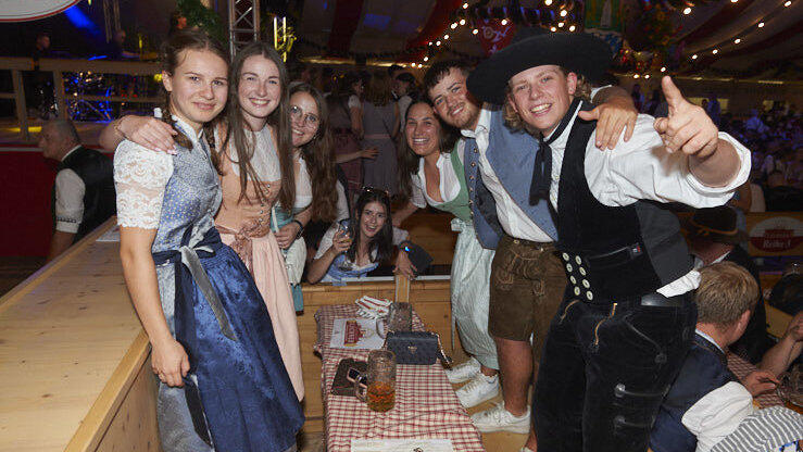 Die Partybilder vom Freitag, 11. August 2023, aus dem Festzelt Lechner.