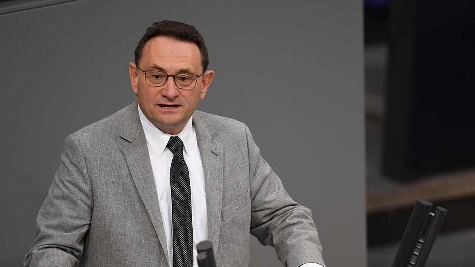 Der stellvertretende Unions-Fraktionschef Ulrich Lange hält die Modernisierungen für «Schummel-Sanierungen». (Archivbild)