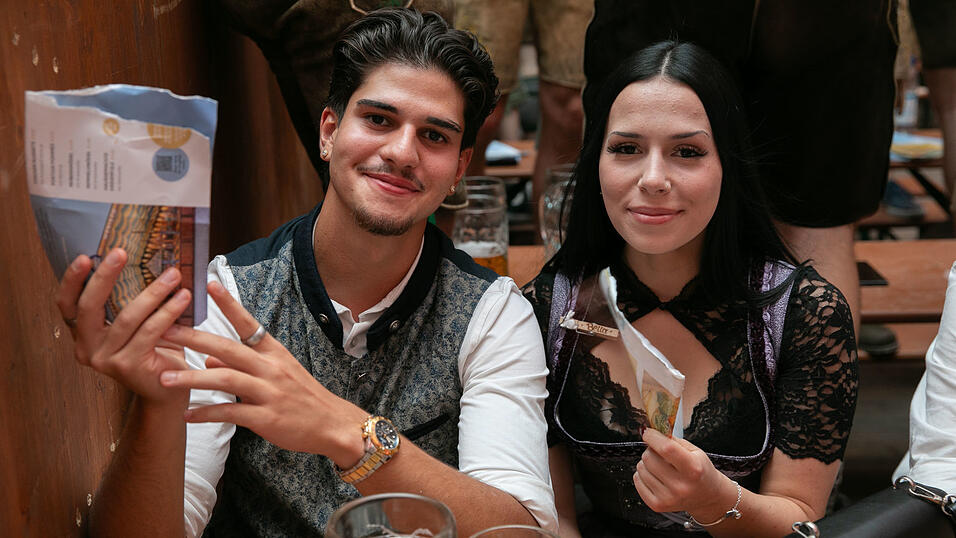 Die Partybilder vom Freitag, 8. August, aus dem Festzelt Wenisch. Die Partybilder vom Freitag, 8. August, aus dem Festzelt Wenisch.