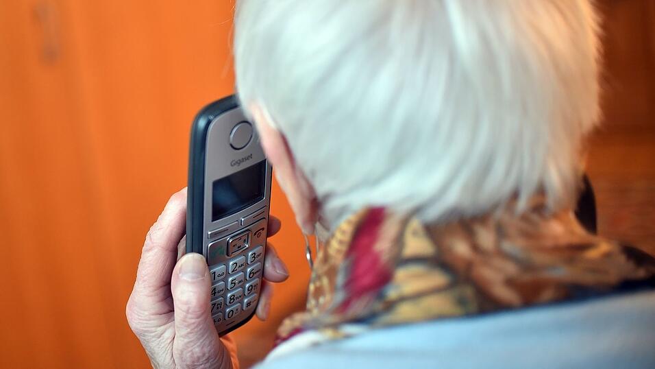 Das Beschwerde-Telefon soll es leicht machen, Missst&auml;nde zu melden. (Symbolbild)