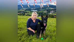 Ulrike B&auml;der und ihr Sch&auml;ferhund &bdquo;Jasko&ldquo;