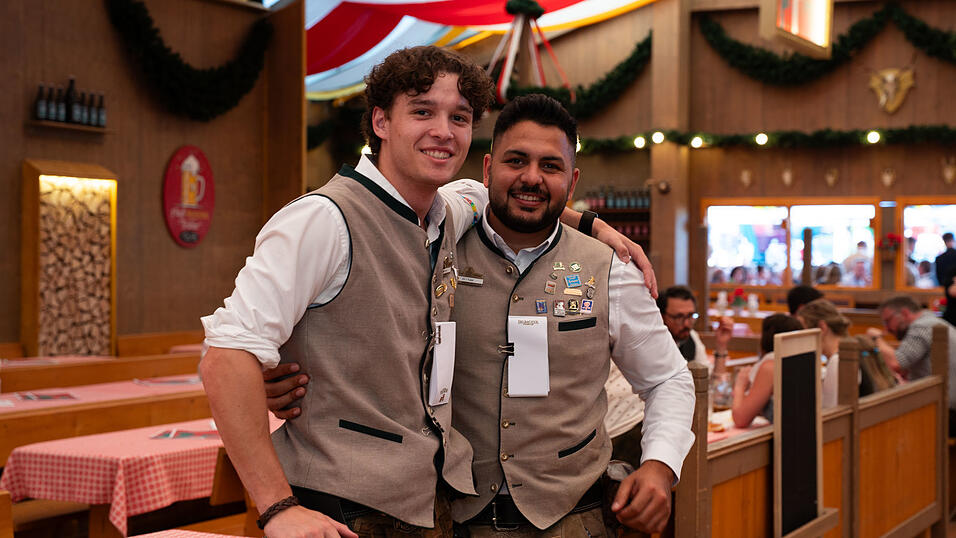 Die Partybilder vom Donnerstag, 13. August, aus dem Festzelt Krönner. Die Partybilder vom Donnerstag, 13. August, aus dem Festzelt Krönner.