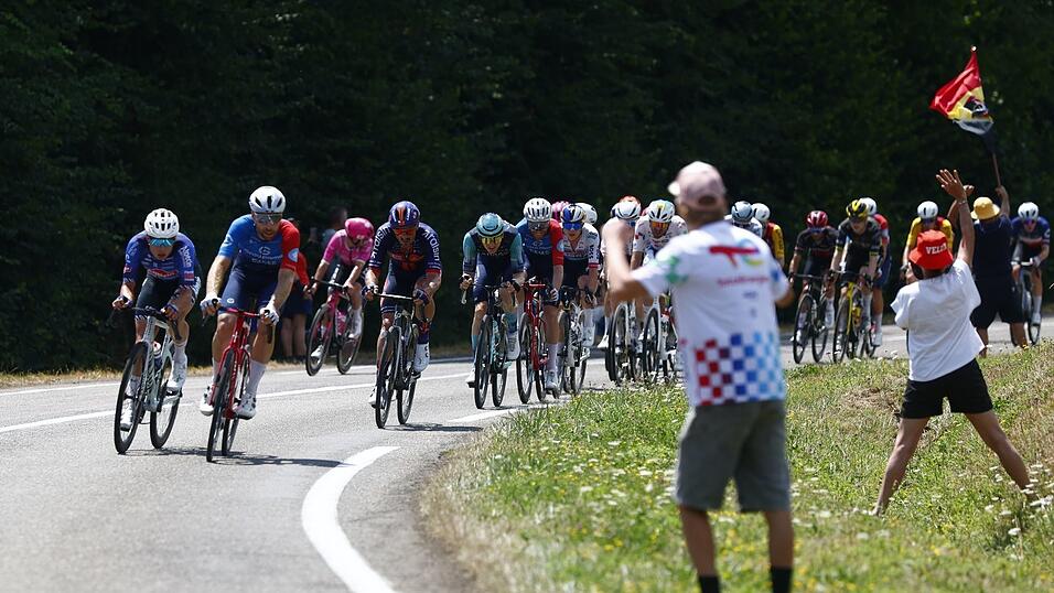 Radprofis auf der 13. Etappe der Tour de France.